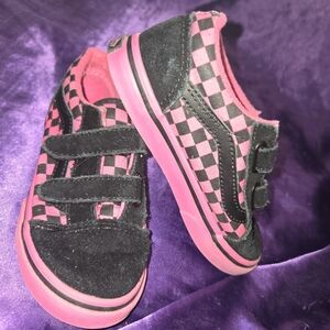 Vans pink and black check velcro closure size 10